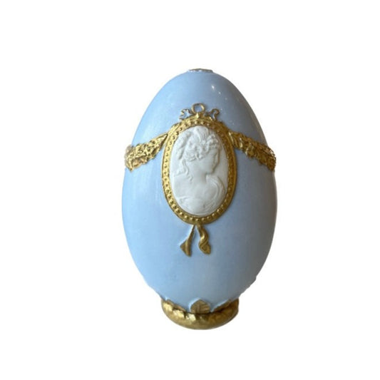 Medium Egg With Angel Cameo - Baby Blue