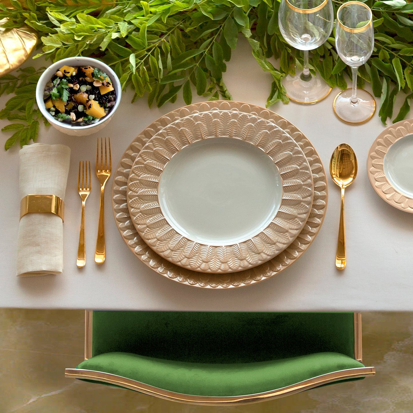 Dining Set - Peacock  - Caramel